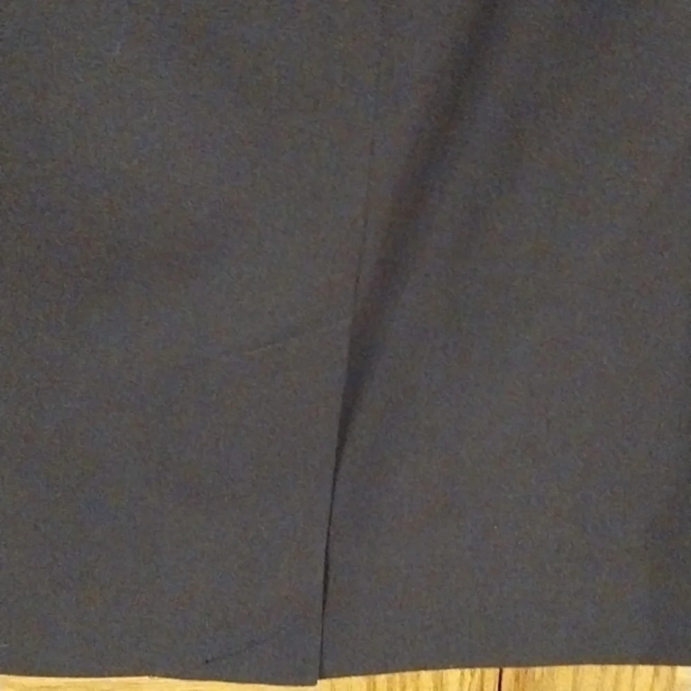 APT‎ 9 Women's Black Pencil Skirt Size 4 Knee Length Back Zip Poly Rayon Spandex